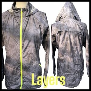 Layers Dark Grey/Yellow Lightweight Packable Hidden Hood Running Jacket (L)